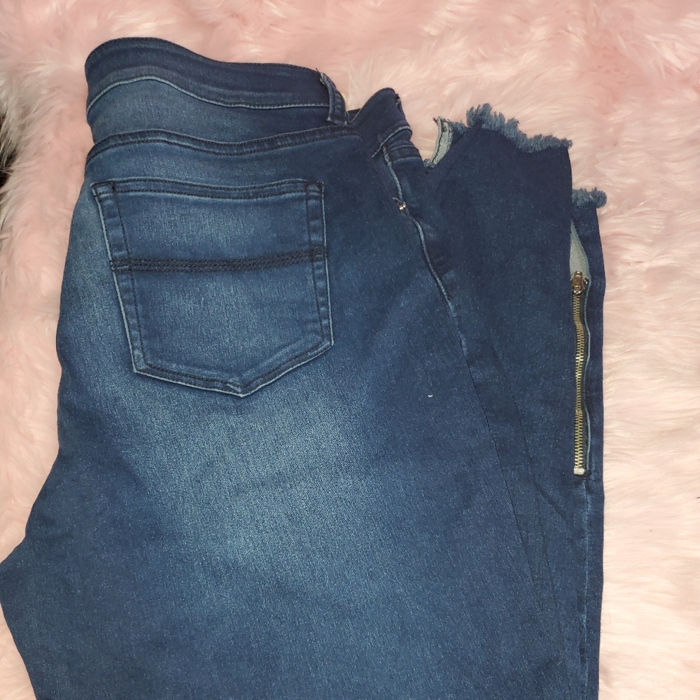 Andrea Jeans Brand New!